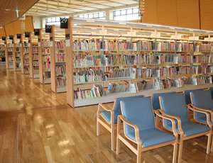 越前図書館